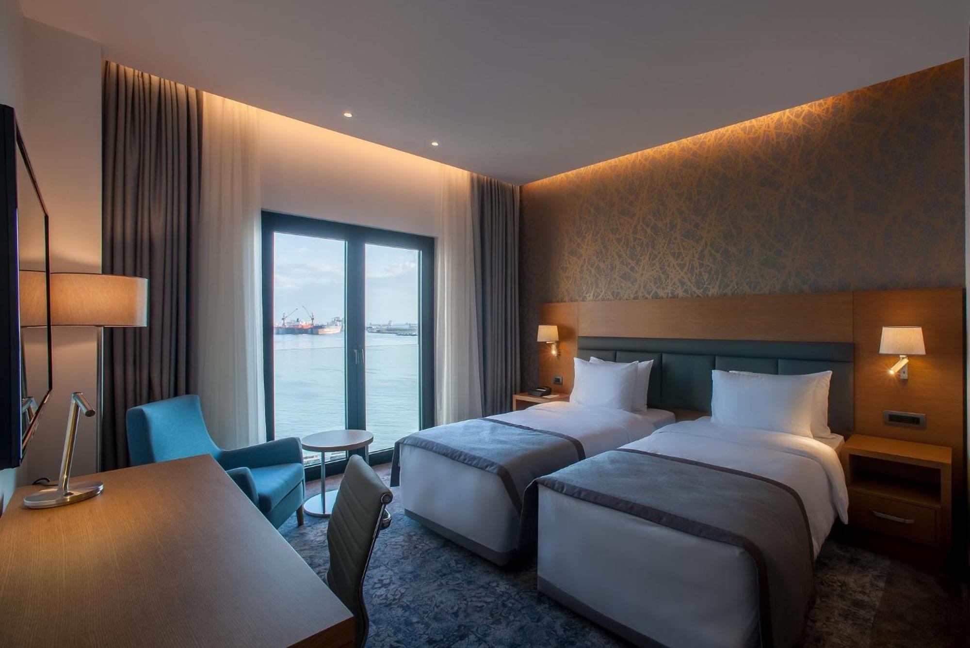 Holiday Inn Istanbul - Tuzla Bay By Ihg מראה חיצוני תמונה